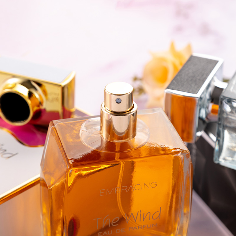 عطر ويند كلاود لايت 100 مل للن - مراجعة Perfume Light Fragrance وسعره
