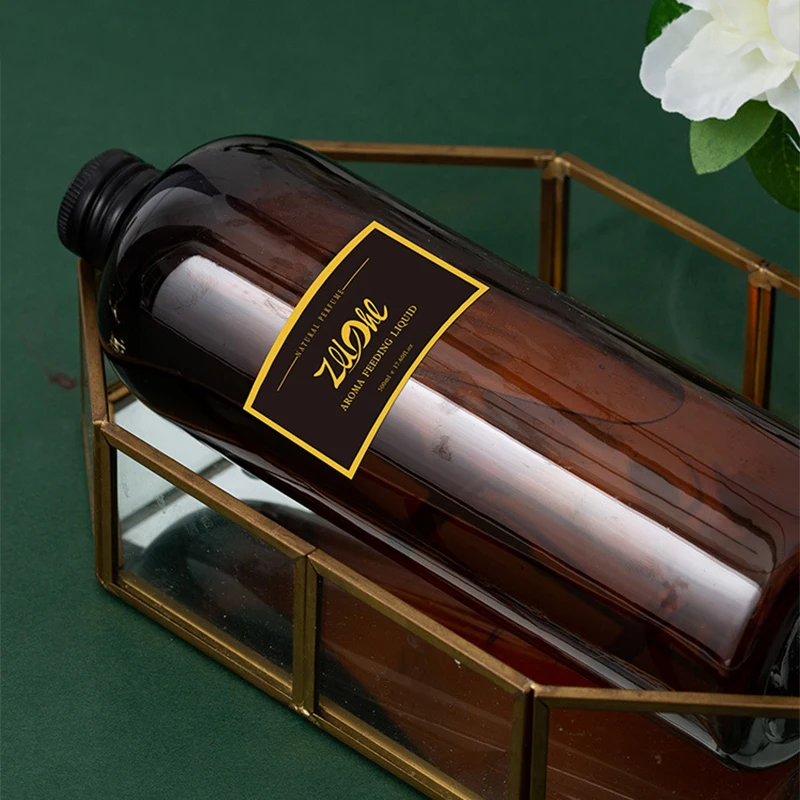 500 مللي هيلتون ريتز كارلتون ع - مراجعة Fragrance World Perfume وسعره